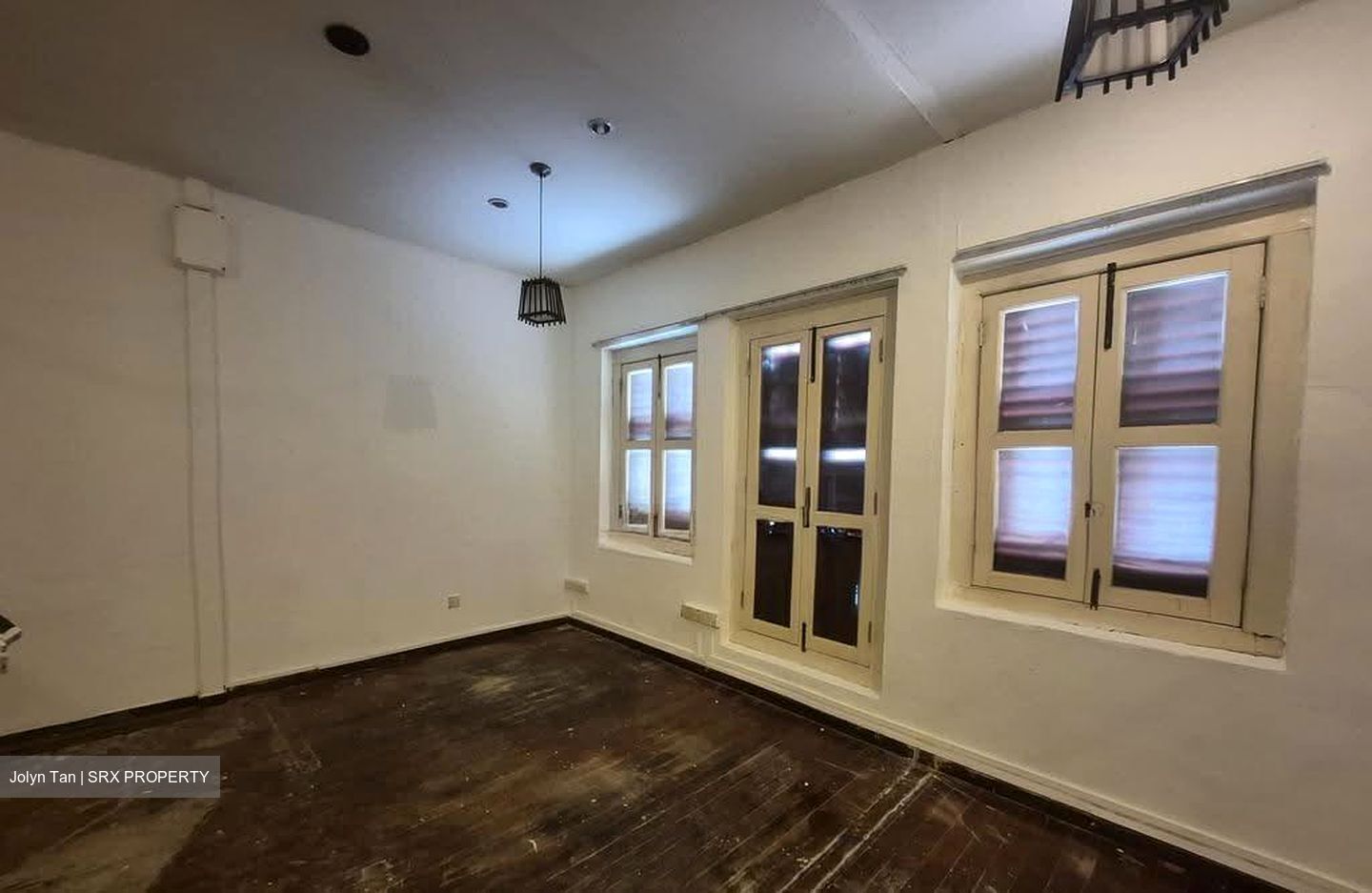Temple Street (D1), Shop House #613409341